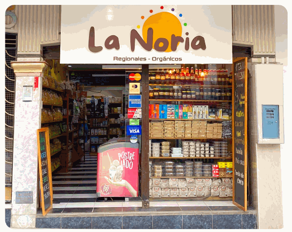 La tienda de La Noria ubicada en la calle Jr.rancisco Bolognesi N° 224, cerca al hotel Rizzo en Tumbes